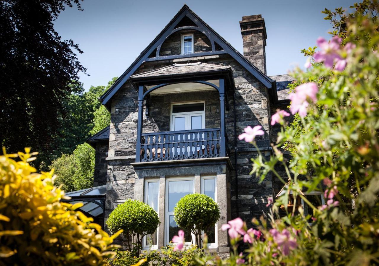 Mary'S Court Guest House - Mairlys Betws-y-Coed Esterno foto